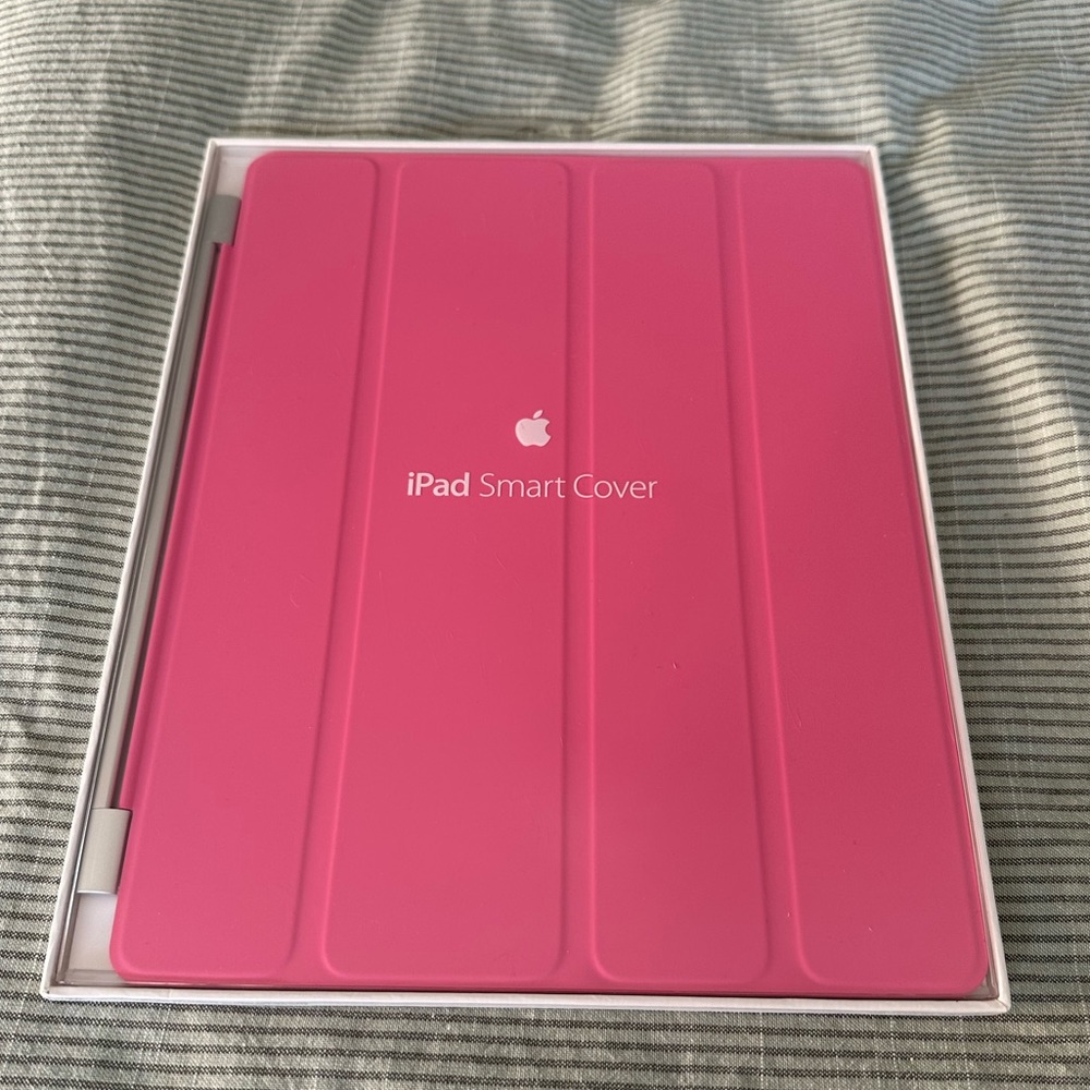 iPad Smart Cover In Box Pink IPad 2 and newer